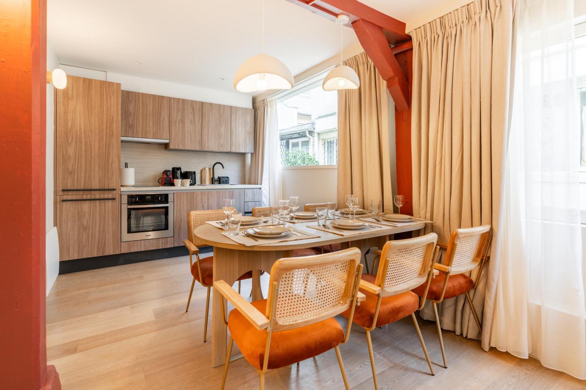 Appartement Merveilleux De Luxe Au Coeurs De Saint-germain